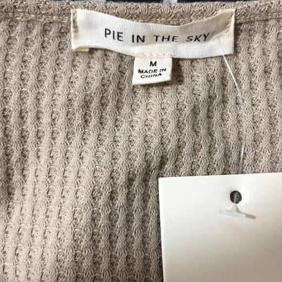 Pie In The Sky Tan Tie Front Long Sleeve Top Size M NWT - Picture 7 of 8